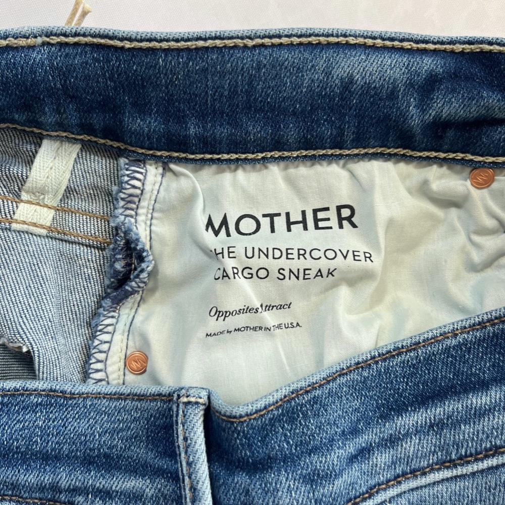 NWT Mother Undercover Cargo Sneak Jeans (Wash: opposites attract) Size 30 - Picture 9 of 13